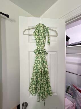 Halterneck Midi Dress In Green & Cream